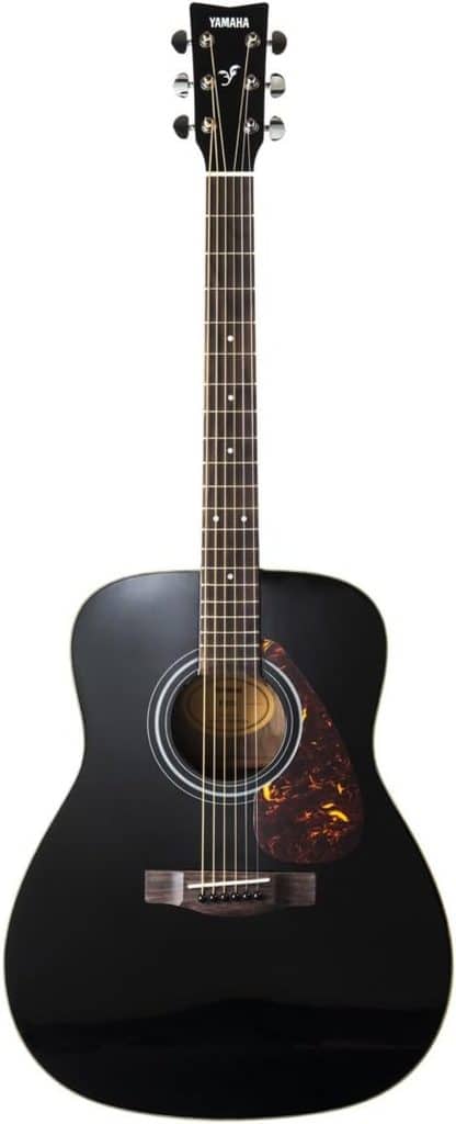 Yamaha F370 : notre avis sur la guitare folk noire 4/4